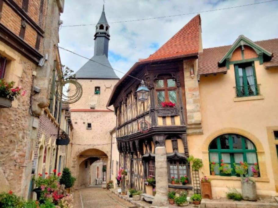 Maison De Caractere, Cure Thermale Et Tourisme, Meuble 4 Etoiles Hébergement de vacances