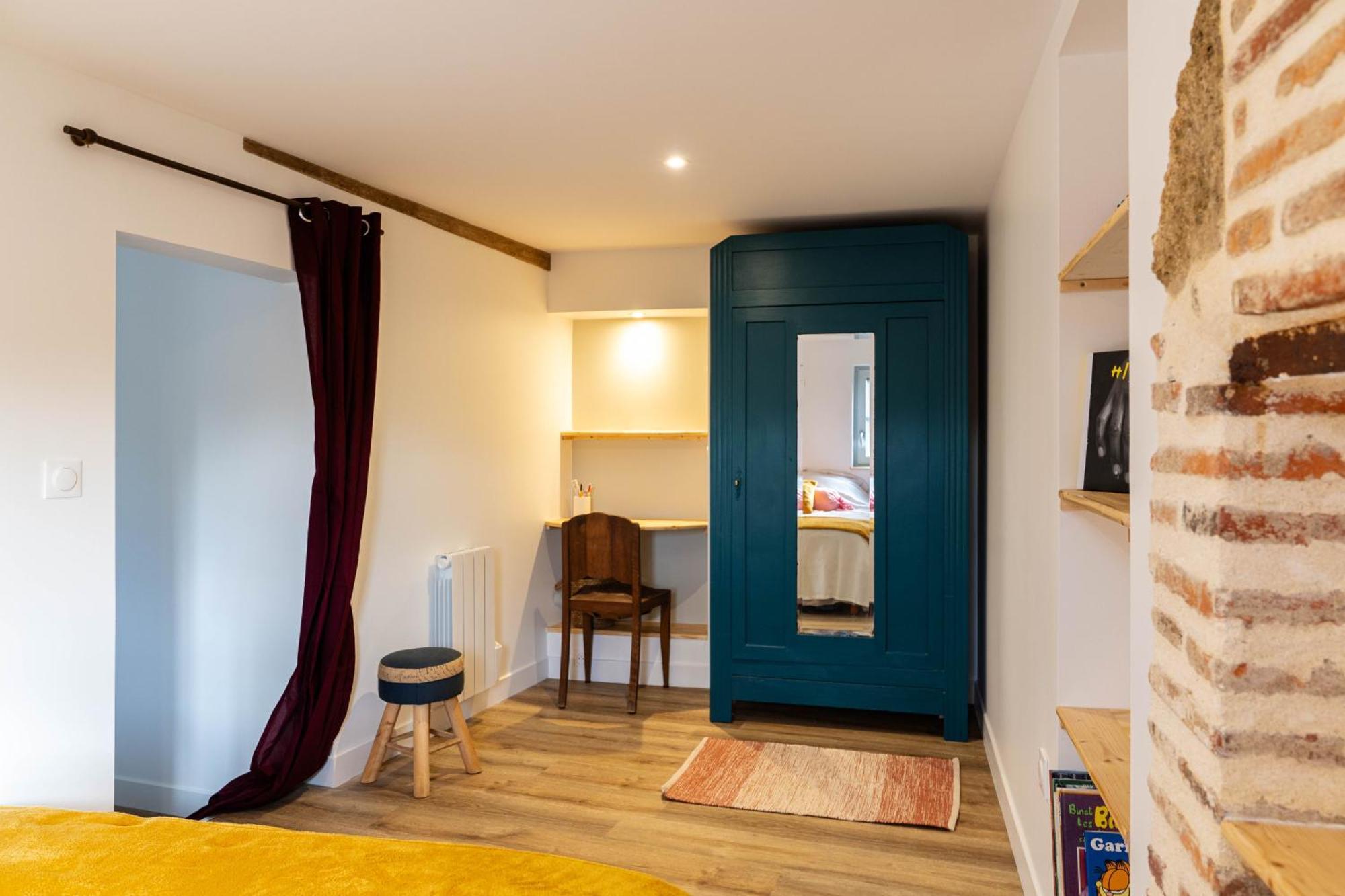 Maison De Caractere, Cure Thermale Et Tourisme, Meuble 4 Etoiles